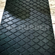 diamond type rubber matting