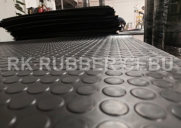 stud rubber matting