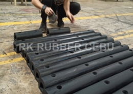 RK Rubber Cebub - D-Type Dock Fender (1)